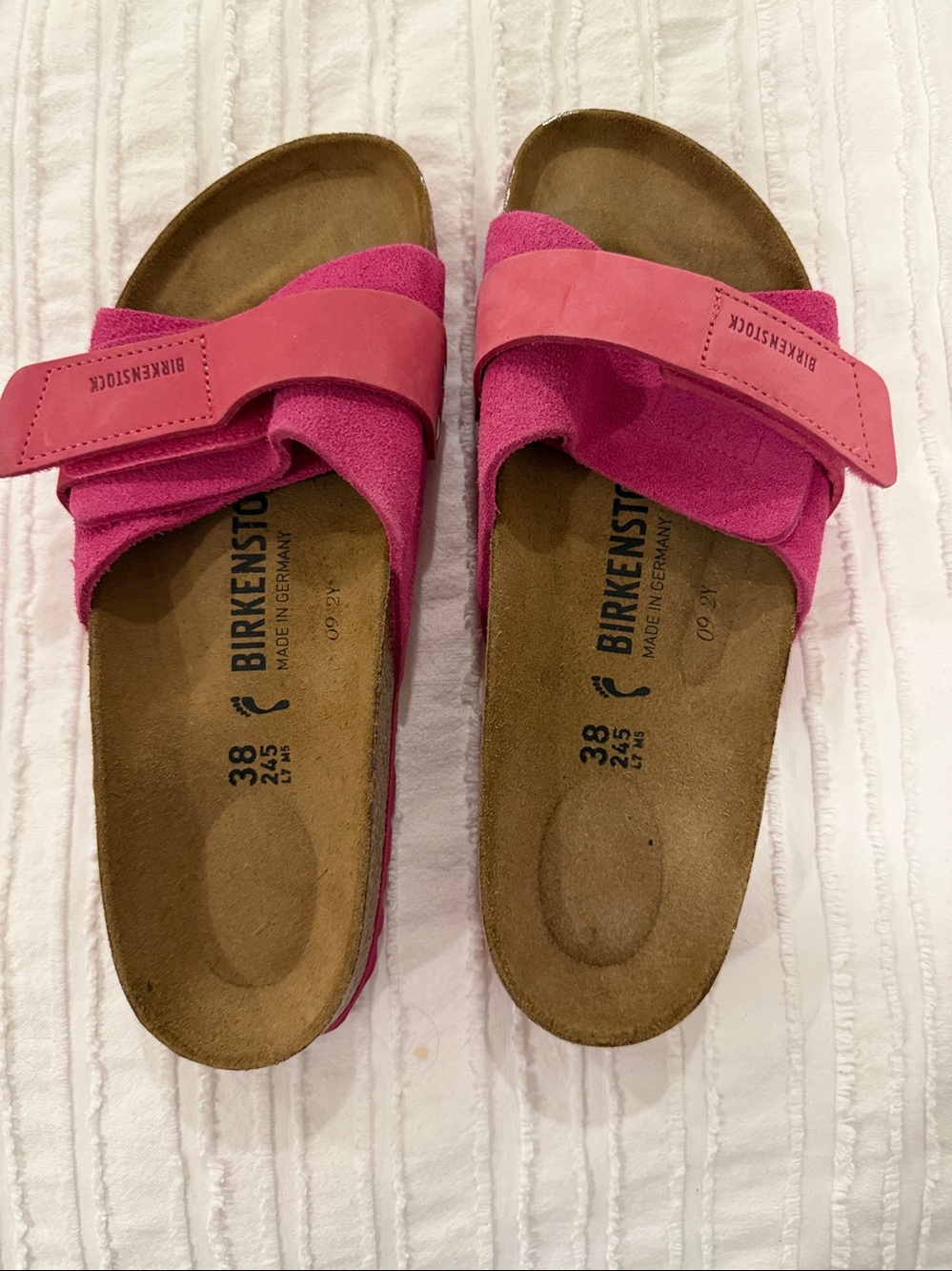 Birkenstock slide. 38 Narrow.